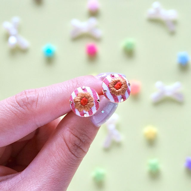 【本店11F】11/28 食べ物刺繍作家かりんと作るクッキーの手刺繍ピアス、イヤリング