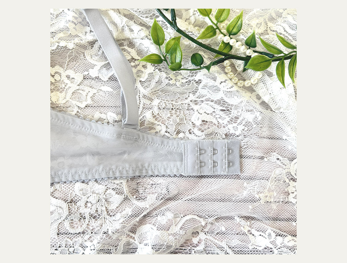 IBT397|アンテシュクレ intesucre narue×intesucre バストアップブラ ブラジャー単品 ふっくらデコルテメイク BCDEFカップ アンダー60/65/70/75cm