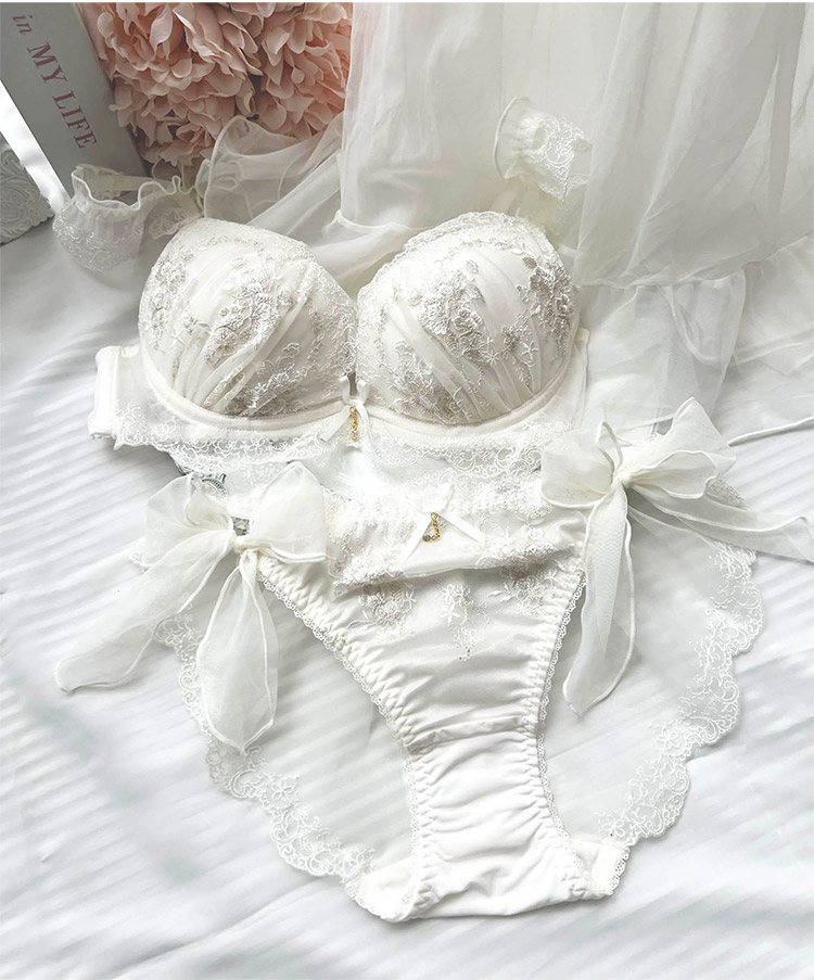 26-38520|ナルエー ジル 26-38520シリーズ ブラジャー単品 Lワイヤーブラ BCDEFGカップ アンダー65/70/75cm