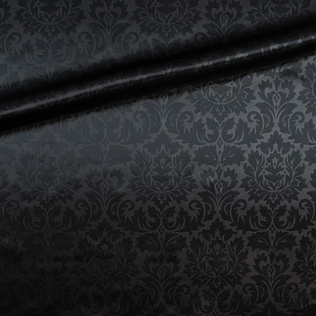 48.黒