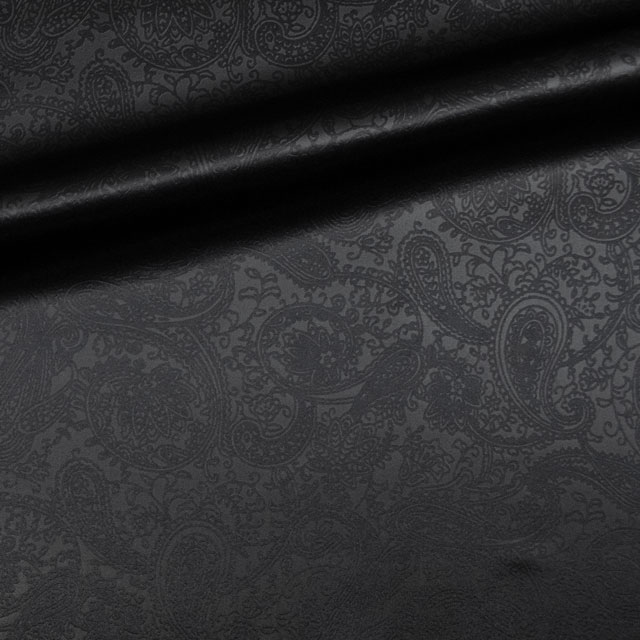 48.黒