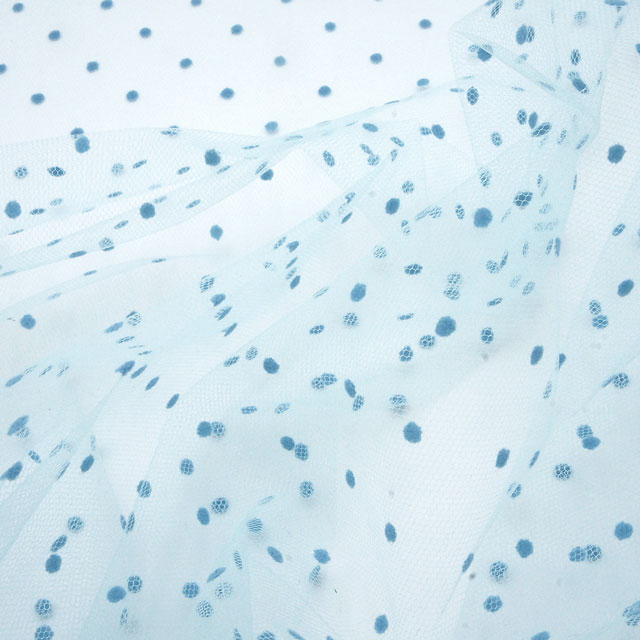 ブルー