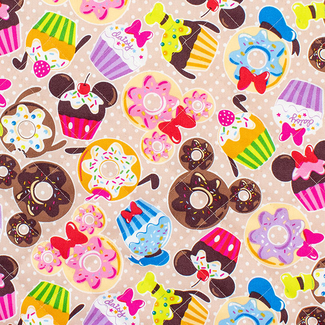 生地 BTSシリーズ ミッキー＆フレンズ スイーツ/キルティング（GRQ-1150） 1A.ベージュ 09Ae99_