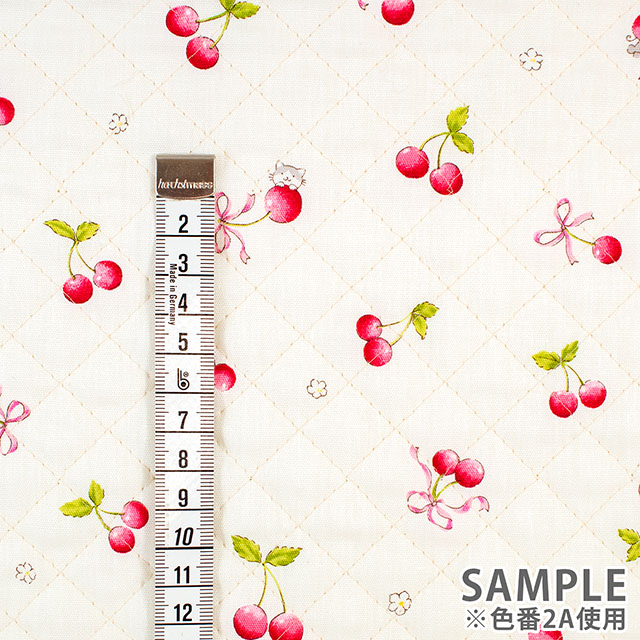 生地 キッズランド さくらんぼ&リボン/キルティング(AQ25001) 2A.オフ 09Ae99_