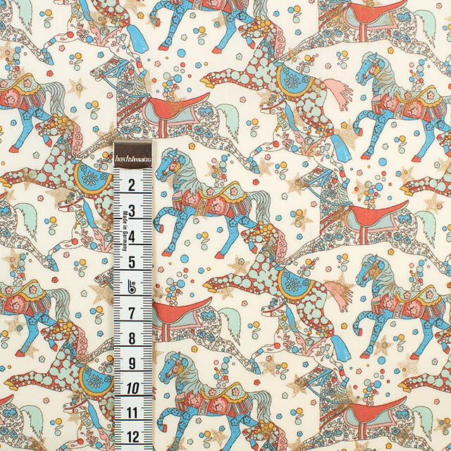 生地 LIBERTY FABRICS リバティ・ファブリックス タナローン 2025AW Festive Collection Celestial Pace セレスティアル・ペース(DC35395) J25B.アイボリー/ブルー 09Ac04j