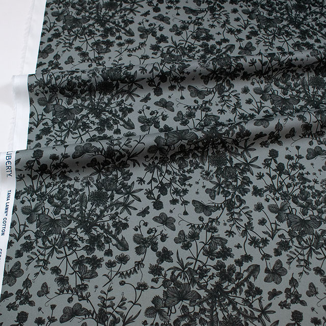 生地 LIBERTY FABRICS リバティ・ファブリックス タナローン 2026SS Ceramic Bloom Spring Memories スプリング・メモリーズ(26-363J75915) 26DU.ブラック 09Ac04j