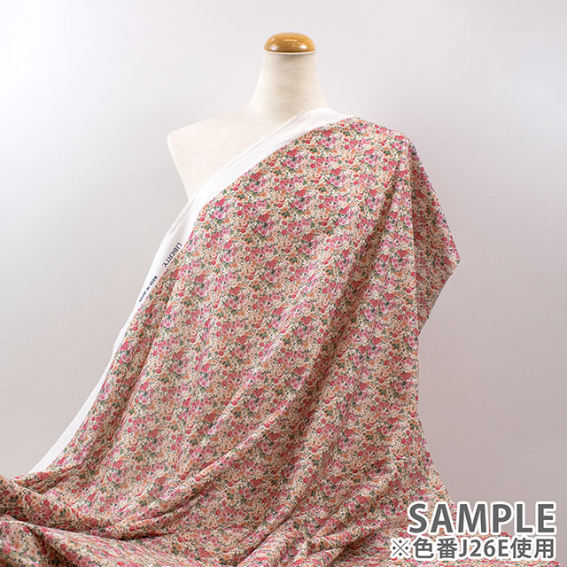 生地 LIBERTY FABRICS リバティ・ファブリックス タナローン 2026AW DESIGN. NATURE. ART. Gertrude's Flowers ガートルーズ・フラワーズ(DC35735) J26D.ペールブルー 09Ac04j