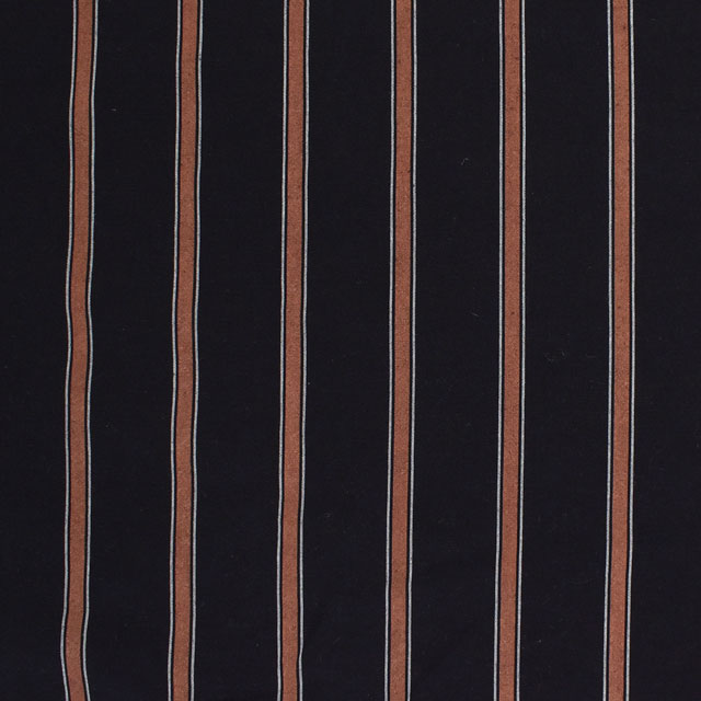 2.黒×白×茶