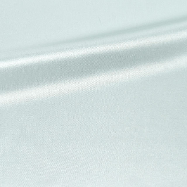 75.うすグレー