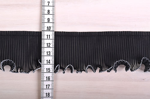 プリーツフリルレース（AS7700） 約5cm幅 20.白×ゴールド糸 (H)_4b_