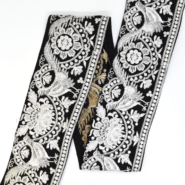 インド製刺繍リボン モノトーンワグテール （14） 1m入り 3.ブラック×オフ (H)_4b_