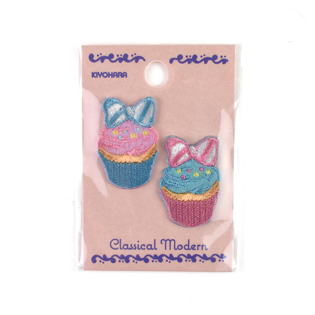 ワッペン クラシカルモダン Cmoc 26 カップケーキ 小 H 4b オカダヤ Okadaya 布 生地 毛糸 手芸用品の専門店