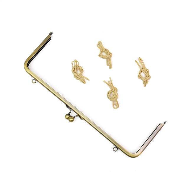がま口 ラージサイズ口金 角形 Kul 3 Ag アンティークゴールド 約32 5cm 10 5cm H 5a オカダヤ Okadaya 布 生地 毛糸 手芸用品の専門店 がま口 ラージサイズ口金 角形 Kul 3 Ag アンティークゴールド 約32 5cm 10 5cm H 5a オカダヤ Okadaya 布 生地 毛糸 手芸用品の専門店