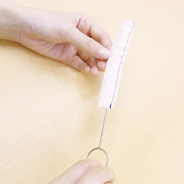 （手芸 用品 ひも 通し）