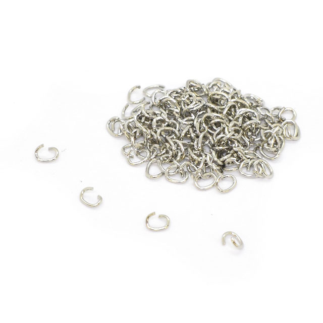 アクセサリーパーツ Cカン（F-107-R） 2.5×3.5mm R.シルバー 約140個入 (H)_3b_オカダヤ(okadaya)  布・生地、毛糸、手芸用品の専門店