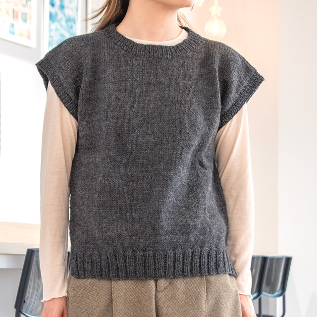 レシピNo.OKH-0008 まっすぐ編みのスリットベスト