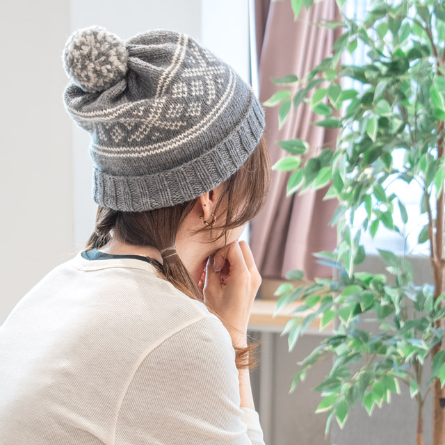レシピNo.OKH-0046 編み込み模様のポンポンつき帽子(SM24-3)