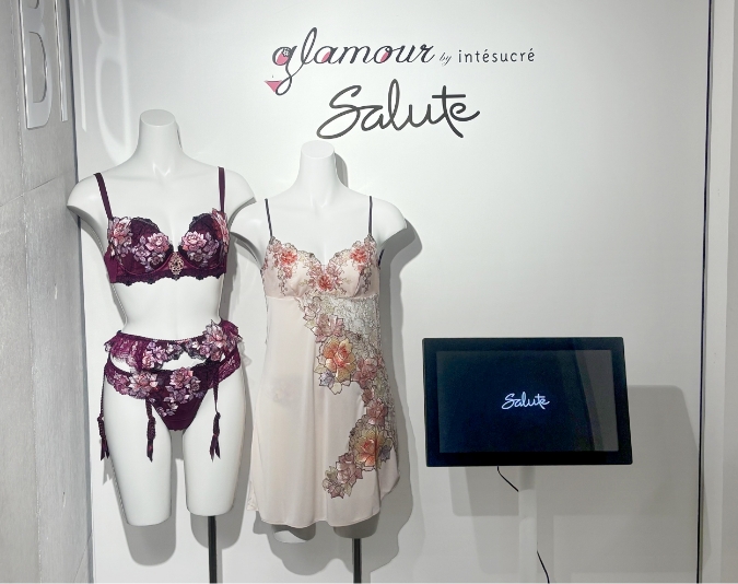 グラマー　バイ　アンテシュクレ　新宿東口店